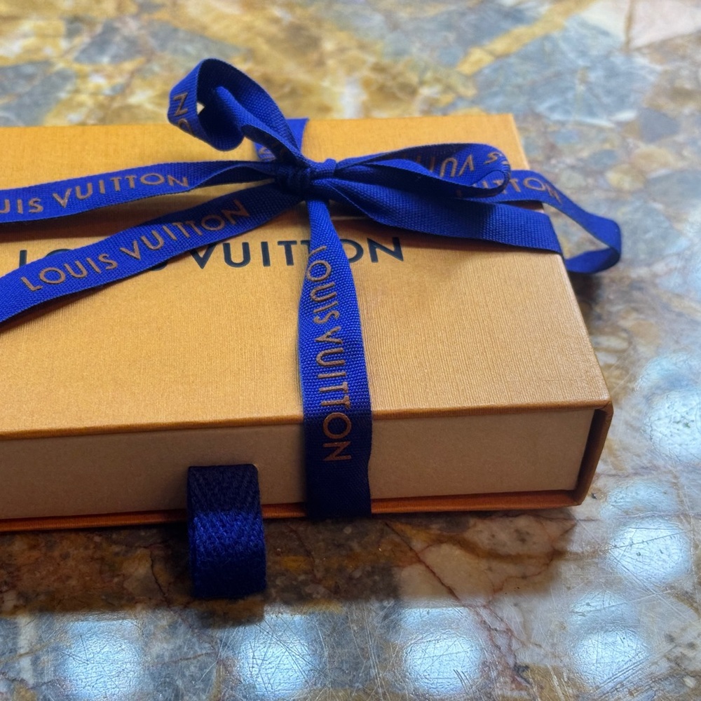 Louis Vuitton Orange Box with Blue Ribbon AUTHENTIC LV HOOPS! As seen on tv! - Picture 2 of 13